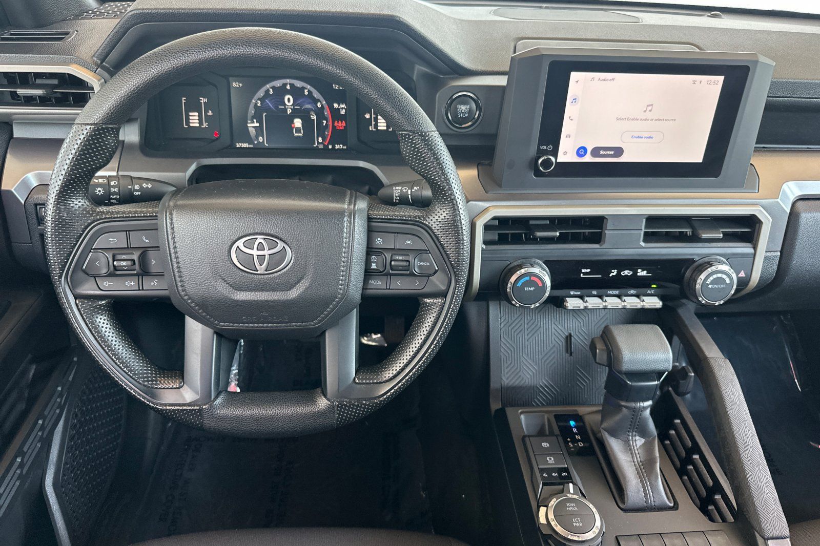 Certified 2025 Toyota Tacoma SR5 AWD/4WD image 17