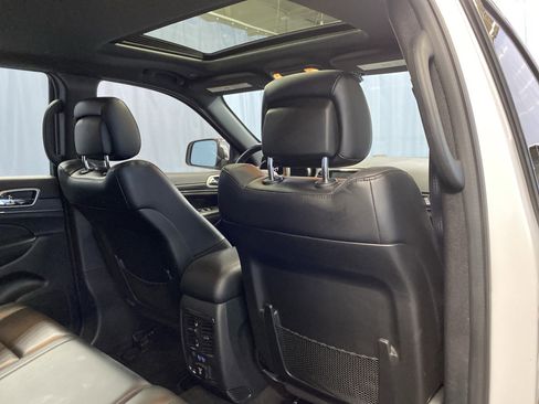 Certified 2022 Jeep Grand Cherokee Limited image 45