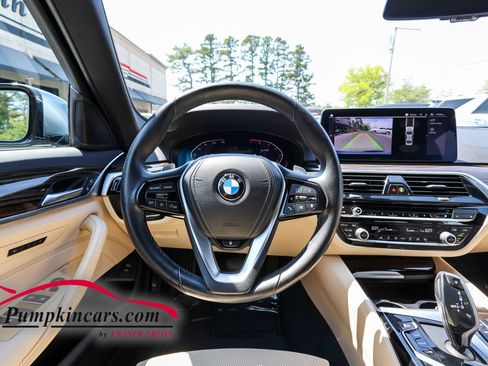 Used 2021 BMW 530i xDrive w/ Convenience Package AWD/4WD image 32