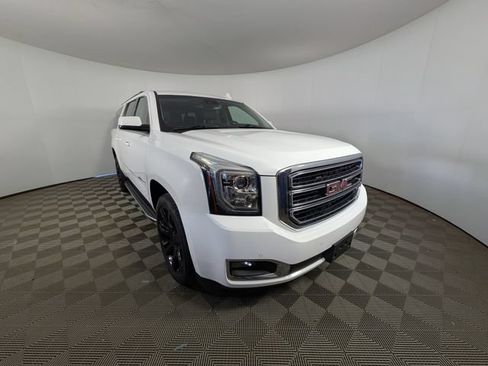 Used 2020 GMC Yukon XL SLT AWD/4WD image 34