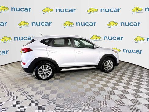 Used 2017 Hyundai Tucson SE AWD/4WD image 8