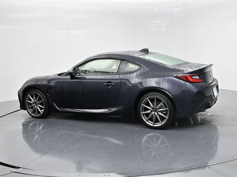 Used 2025 Subaru BRZ Limited image 5