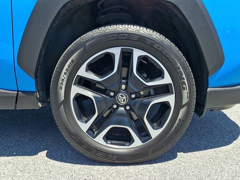 Certified 2021 Toyota RAV4 Adventure AWD/4WD image 9