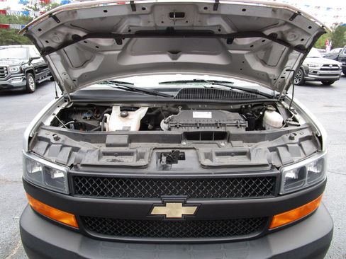 Used 2022 Chevrolet Express 2500 Extended w/ Driver Convenience Package image 26