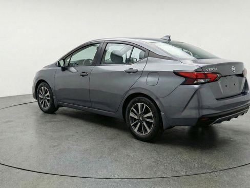 Used 2025 Nissan Versa SV image 6