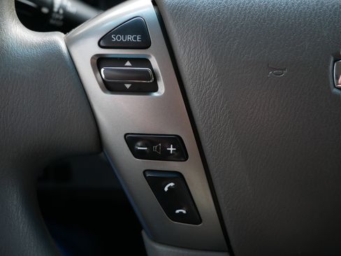 Used 2019 Nissan NV 3500 SL w/ Navigation Package image 17