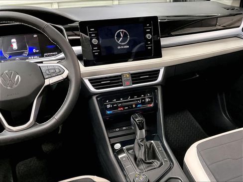 New 2026 Volkswagen Taos SE AWD/4WD image 7