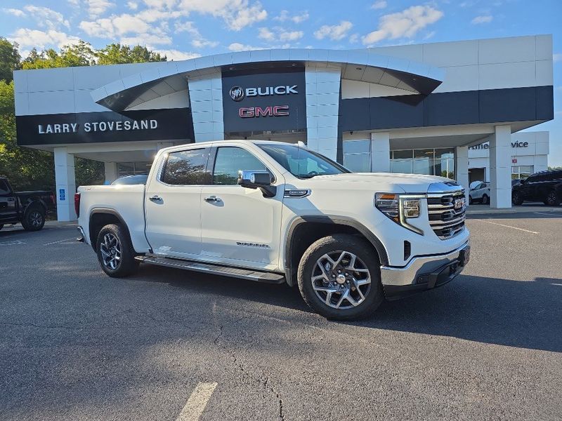 Certified 2023 GMC Sierra 1500 SLT w/ SLT Premium Package image 1