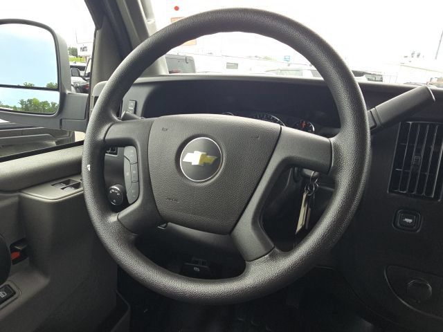 Used 2025 Chevrolet Express 2500 w/ Driver Convenience Package RWD image 24