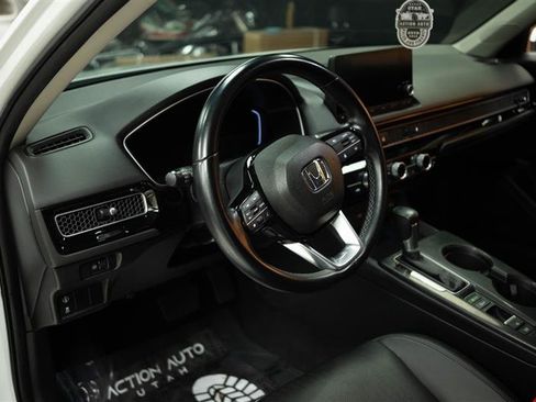 Used 2022 Honda Civic EX-L image 9