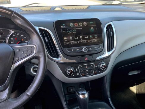 Used 2018 Chevrolet Equinox LT w/ Sun & Infotainment Package AWD/4WD image 7