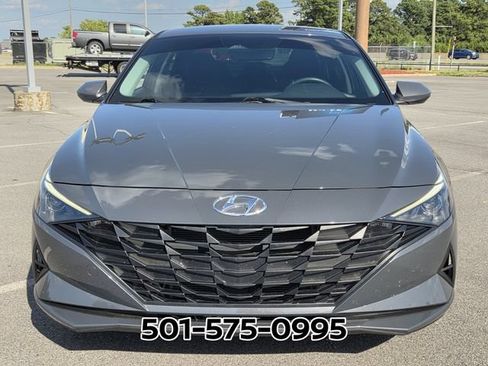 Used 2023 Hyundai Elantra Blue FWD image 6