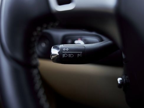 Used 2016 Bentley Continental GT image 48