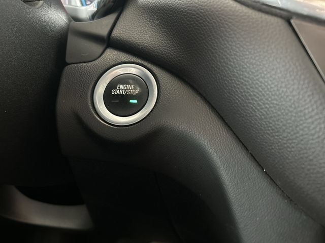 Used 2018 Chevrolet Equinox LT w/ Sun & Infotainment Package AWD/4WD image 16
