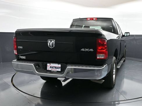 Used 2024 RAM 1500 Classic SLT AWD/4WD image 17