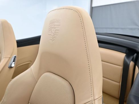 Certified 2016 Porsche 911 Turbo S image 17