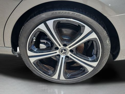 Certified 2023 Mercedes-Benz C 300 4MATIC Sedan image 30