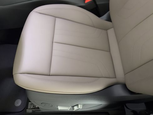 New 2026 Audi Q3 quattro 2.0T AWD/4WD image 16