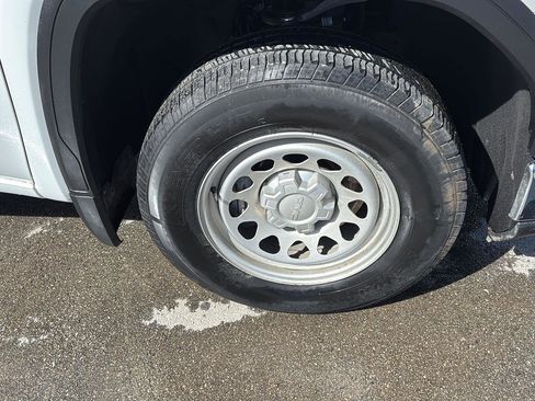 Used 2023 GMC Sierra 1500 Pro w/ Pro Value Package image 12