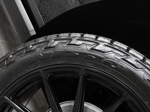 Used 2025 GMC Yukon XL Denali Ultimate image 38