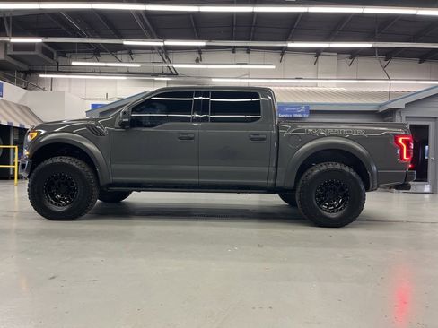 Used 2020 Ford F150 Raptor w/ Equipment Group 802A Luxury image 5