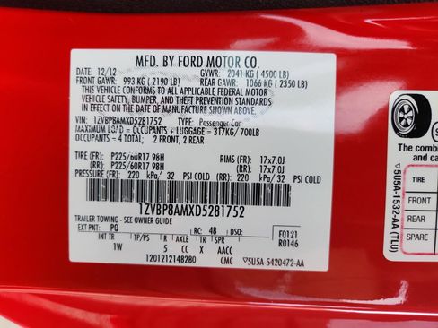 Used 2013 Ford Mustang Coupe image 23