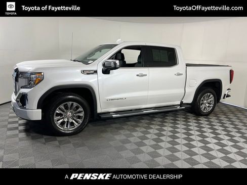 Used 2021 GMC Sierra 1500 Denali w/ Technology Package AWD/4WD image 2