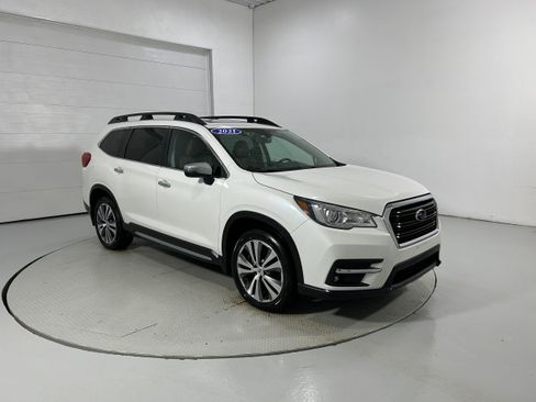 Used 2021 Subaru Ascent Touring w/ Popular Package #2A image 2