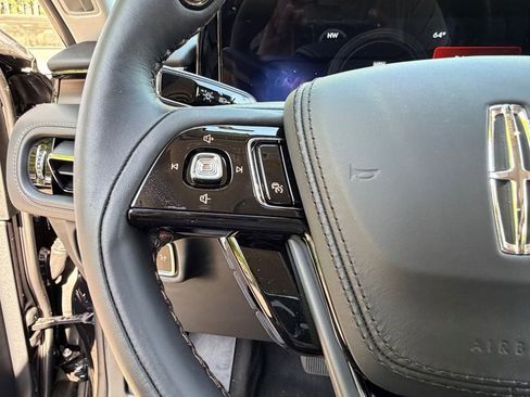 New 2026 Lincoln Aviator Reserve AWD/4WD image 21