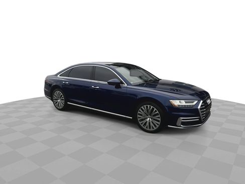 Used 2019 Audi A8 L 3.0T image 2