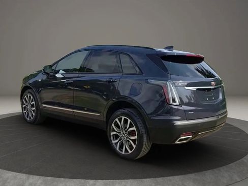 Used 2024 Cadillac XT5 Sportv w/ Technology Package AWD/4WD image 3