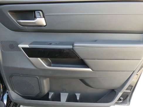 Used 2025 Toyota Tundra Limited image 45