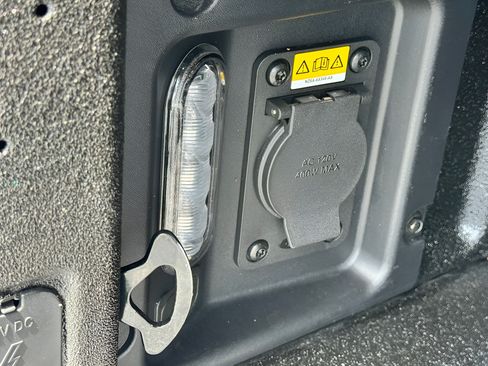 Used 2024 Ford Maverick Lariat FWD image 36