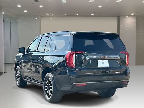 Used 2023 GMC Yukon AT4 w/ AT4 Premium Package AWD/4WD image 3