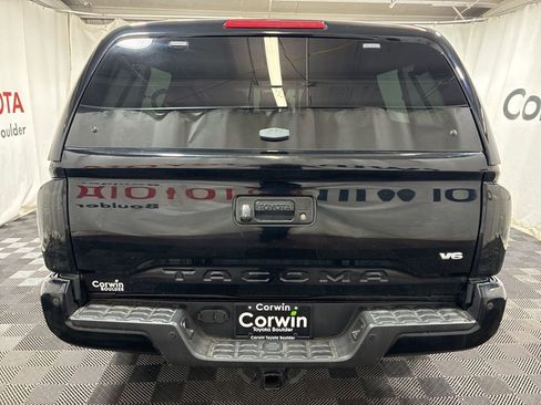 Used 2021 Toyota Tacoma TRD Sport w/ Technology Package AWD/4WD image 7