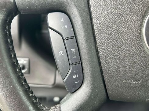 Used 2021 Chevrolet Express 2500 w/ Communications Package RWD image 19