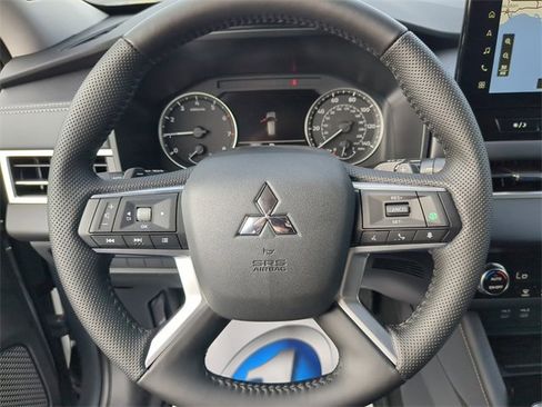 New 2025 Mitsubishi Outlander Trail Edition image 35