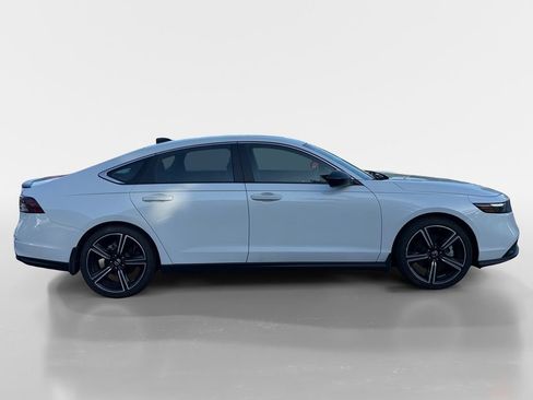 Certified 2025 Honda Accord Sport image 3