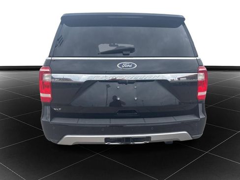Used 2019 Ford Expedition XLT w/ Equipment Group 201A AWD/4WD image 4