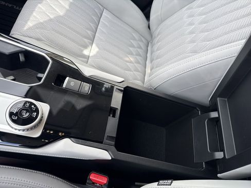 New 2026 Mitsubishi Outlander SEL AWD/4WD image 32