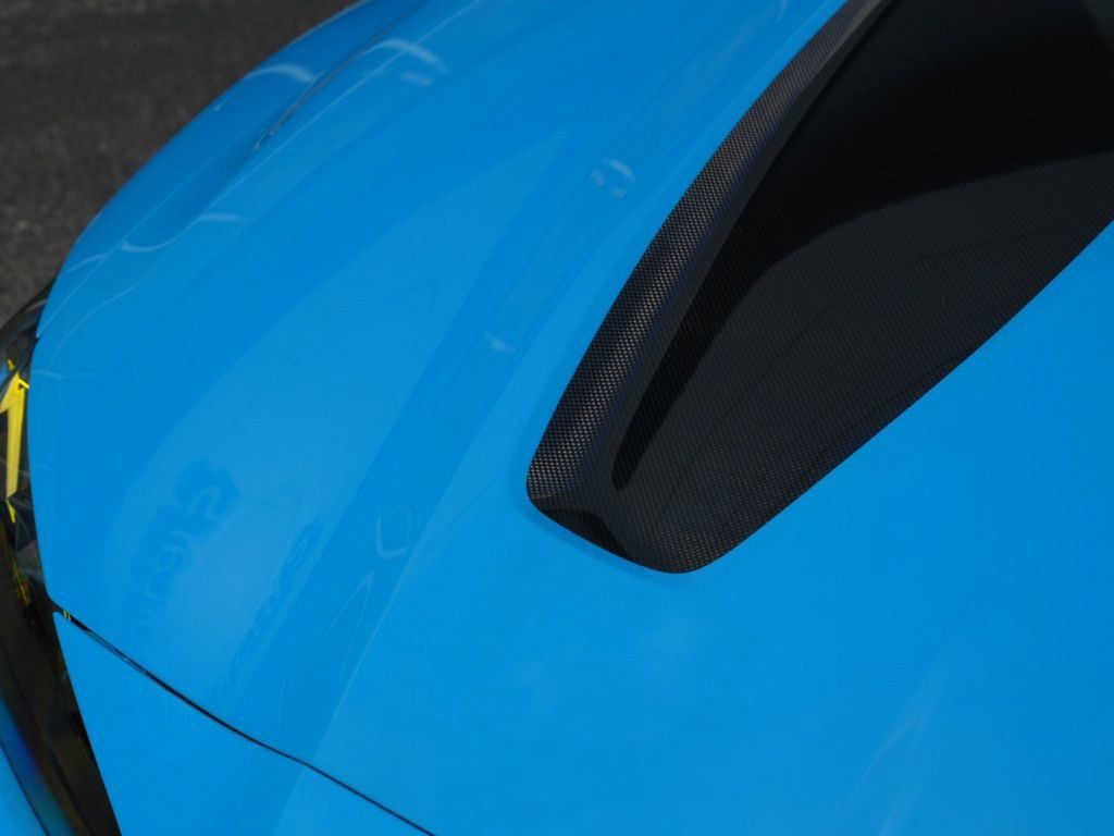 Used 2025 BMW M4 CS AWD/4WD image 3