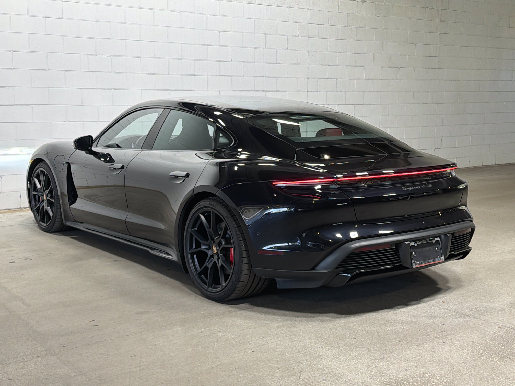 Certified 2023 Porsche Taycan GTS AWD/4WD image 3