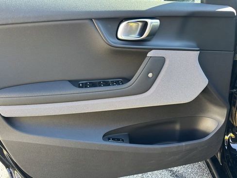 Used 2023 Polestar Polestar 2 image 14