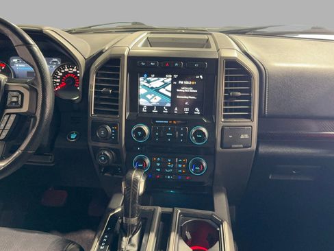 Used 2017 Ford F150 Raptor w/ Equipment Group 802A Luxury image 33