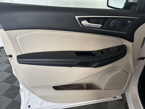 Used 2019 Ford Edge Titanium w/ Equipment Group 301A image 10