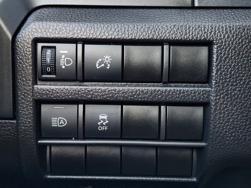 Used 2025 Toyota Tacoma SR RWD image 22