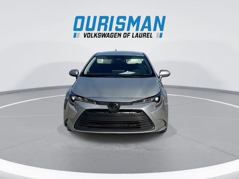 Used 2024 Toyota Corolla LE FWD image 3