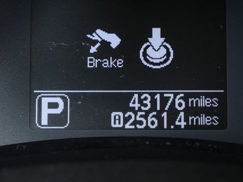 Used 2015 Nissan Leaf S w/ Charge Package image 15