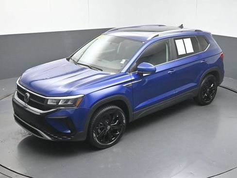 Used 2022 Volkswagen Taos SE FWD image 44