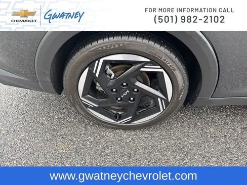 Used 2025 Kia K4 EX FWD image 11